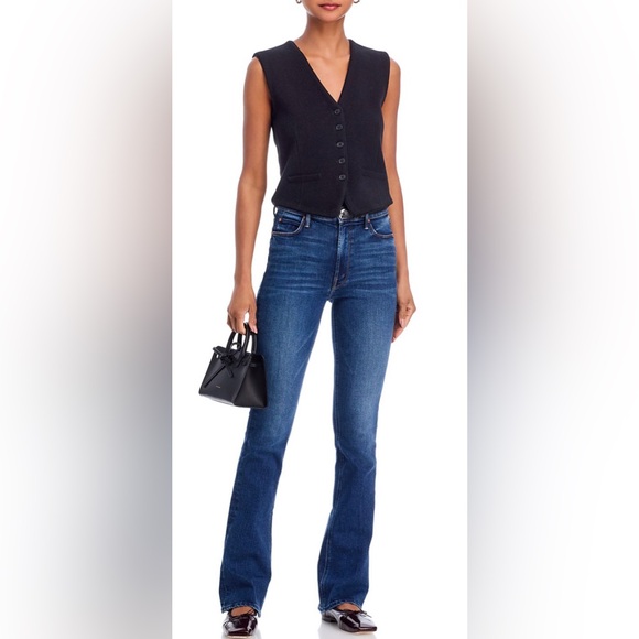 ⭐️ MOTHER High Waisted Runaway Jeans in
Start Your Engines 30 - Picture 14 of 15